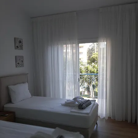 H&o Elegant Maisonette In Paradise Garden Nyaraló *