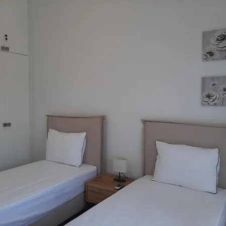 H&o Elegant Maisonette In Paradise Garden בית נופש *